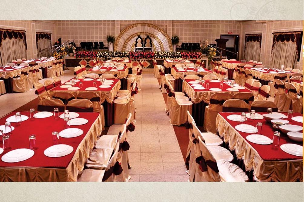 Ambalakkara Regency Otel Kottārakara Dış mekan fotoğraf