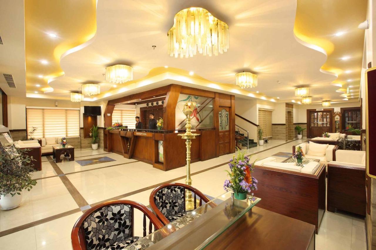 Ambalakkara Regency Otel Kottārakara Dış mekan fotoğraf