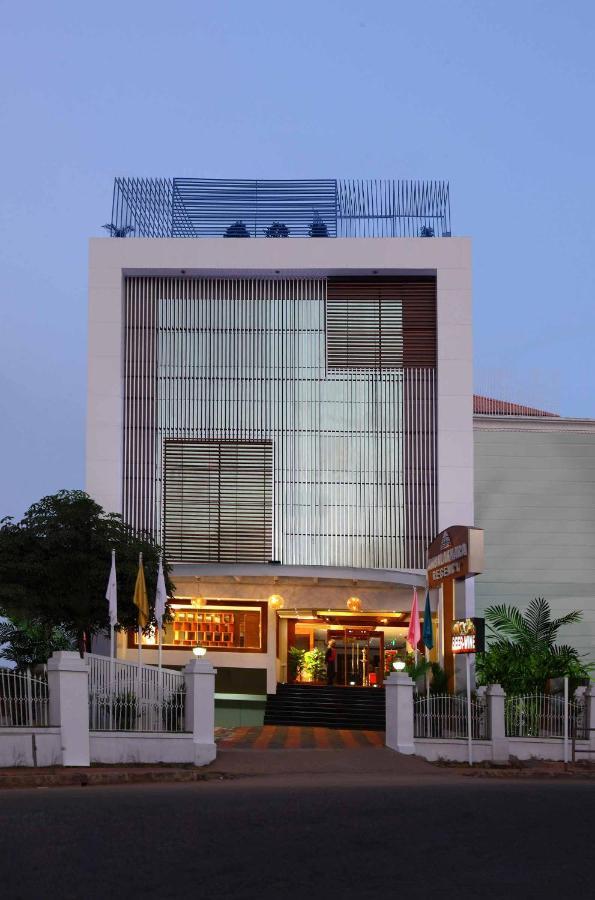 Ambalakkara Regency Otel Kottārakara Dış mekan fotoğraf